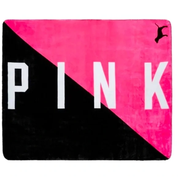 NIP PINK VICTORIA’S SECRET SHERPA BLANKET IN PINK ON FLEEK - Picture 1 of 5